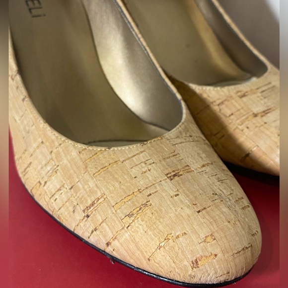 Cork heels - Picture 3 of 7
